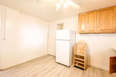 139 E Julian St, San Jose, CA 95112 - Photo 8