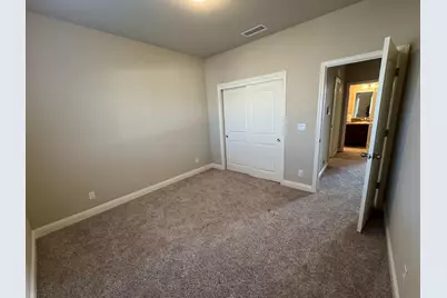 3329 N Shelly Ave, Fresno, CA 93727 - Photo 4