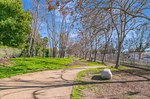 411 Park Ave 106, San Jose, CA 95110 - Photo 38