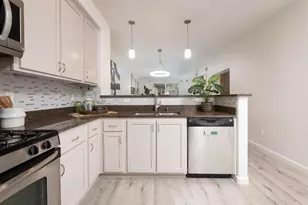 1388 Broadway 201, Millbrae, CA 94030 - Photo 6