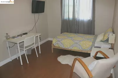 1616 International Blvd, Oakland, CA 94606 - Photo 10