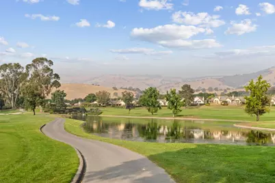 2044 Folle Blanche Dr, San Jose, CA 95135 - Photo 46