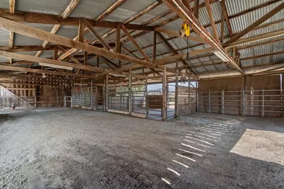 2675 Pacheco Pass Hwy, Gilroy, CA 95020 - Photo 32