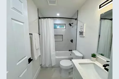 214 S 22nd St, San Jose, CA 95116 - Photo 28