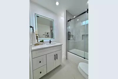 214 S 22nd St, San Jose, CA 95116 - Photo 16