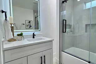 214 S 22nd St, San Jose, CA 95116 - Photo 16