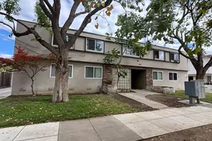 358 N 7th St, San Jose, CA 95112 - Photo 2