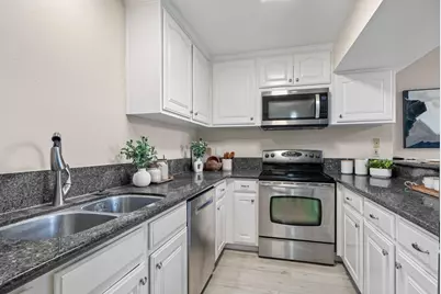 966 Silicon Dr, San Jose, CA 95126 - Photo 8