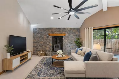 1511 Las Brisas Dr, Hollister, CA 95023 - Photo 4