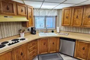 556 Millpond Dr 556, San Jose, CA 95125 - Photo 18