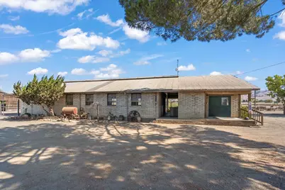 2675 Pacheco Pass Hwy, Gilroy, CA 95020 - Photo 2