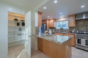 22720 Picador Dr, Salinas, CA 93908 - Photo 14