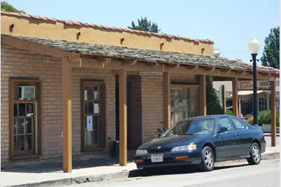 25 Franklin St, San Juan Bautista, CA 95045 - Photo 1