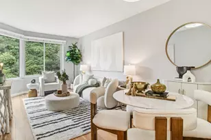 240 Lombard St 727, San Francisco, CA 94111 - Photo 1