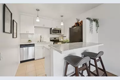 323 Monte Vista Ave 203, Oakland, CA 94611 - Photo 14