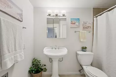 323 Monte Vista Ave 203, Oakland, CA 94611 - Photo 20