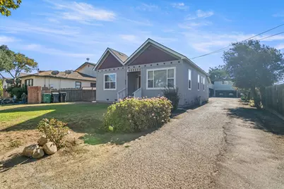 402 S 3rd St, King City, CA 93930 - Photo 2