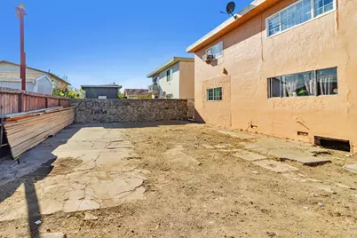 748 Clara St, Oakland, CA 94603 - Photo 86
