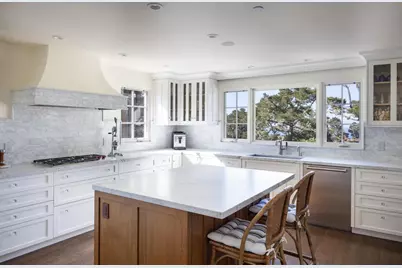 24429 Portola Ave, Carmel, CA 93923 - Photo 14