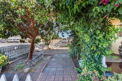 601 Chaparral Ct, Hollister, CA 95023 - Photo 6