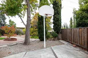 10715 Grapnel Pl, Cupertino, CA 95014 - Photo 40