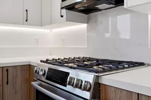 1433 Floribunda Ave 7, Burlingame, CA 94010 - Photo 24