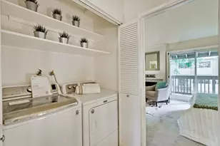 19423 Vineyard Ln, Saratoga, CA 95070 - Photo 38