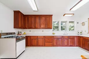 24595 Skyland Rd, Los Gatos, CA 95033 - Photo 32