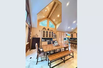 1528 Chippewa St, South Lake Tahoe, CA 96150 - Photo 8