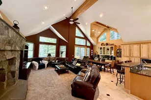 1528 Chippewa St, South Lake Tahoe, CA 96150 - Photo 10