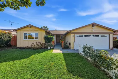 32395 Sheffield Ln, Union City, CA 94587 - Photo 2