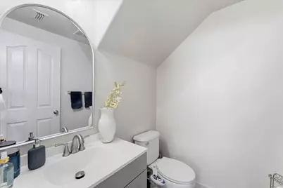 705 Otter Ct, Fairfield, CA 94533 - Photo 16