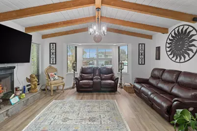 841 Calais Dr, Hollister, CA 95023 - Photo 2