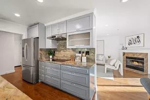 241 Bonita Ln, Foster City, CA 94404 - Photo 14