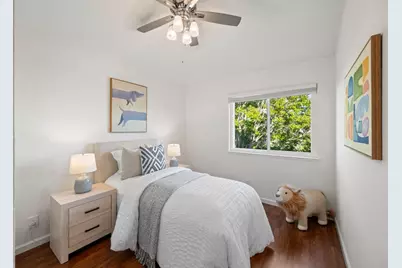 241 Bonita Ln, Foster City, CA 94404 - Photo 30