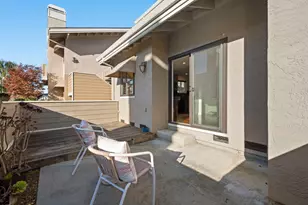 241 Bonita Ln, Foster City, CA 94404 - Photo 10