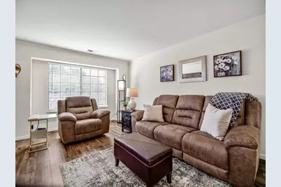 1056 Padre Dr 8, Salinas, CA 93901 - Photo 18