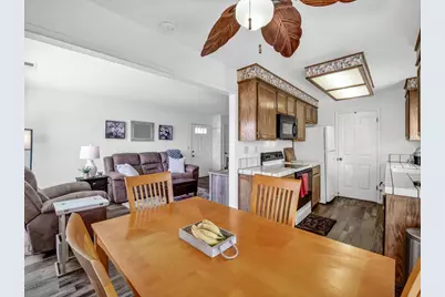 1056 Padre Dr 8, Salinas, CA 93901 - Photo 20