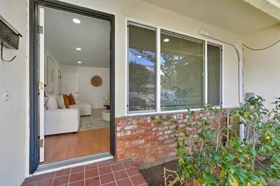 1021-1023 Golf Ct, Mountain View, CA 94040 - Photo 4