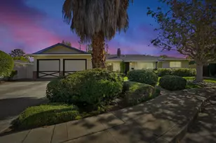 1021-1023 Golf Ct, Mountain View, CA 94040 - Photo 2
