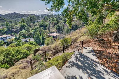 30 Bluebell Ln, Hillsborough, CA 94010 - Photo 64