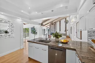 30 Bluebell Ln, Hillsborough, CA 94010 - Photo 10