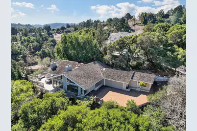 30 Bluebell Ln, Hillsborough, CA 94010 - Photo 54