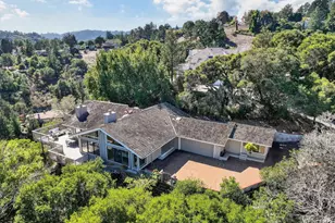 30 Bluebell Ln, Hillsborough, CA 94010 - Photo 54