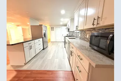 673 Hermitage Pl 673, San Jose, CA 95134 - Photo 4