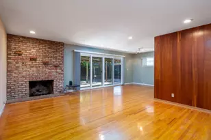 1014 W Homestead Rd, Sunnyvale, CA 94087 - Photo 2