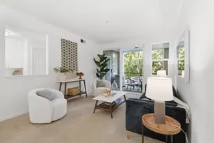 1982 W Bayshore Rd 121, East Palo Alto, CA 94303 - Photo 4