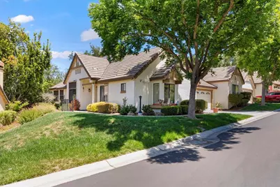 7886 Moorfoot Ct, San Jose, CA 95135 - Photo 2