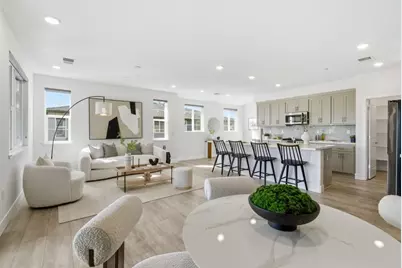 490 Trace Ln, Hayward, CA 94544 - Photo 2