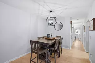 461 Dela Vina Ave 103, Monterey, CA 93940 - Photo 16